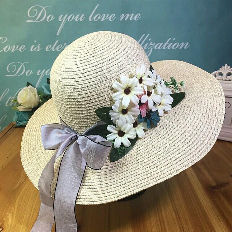 Trendyemy1's tweet photo. This is a season to share and show love. Demonstrate your Love towards yourself, family and friends this season. buy hats for them from meππππ, check the hats out on my status they are quite affordable. https://t.co/rUvoIDAaVA