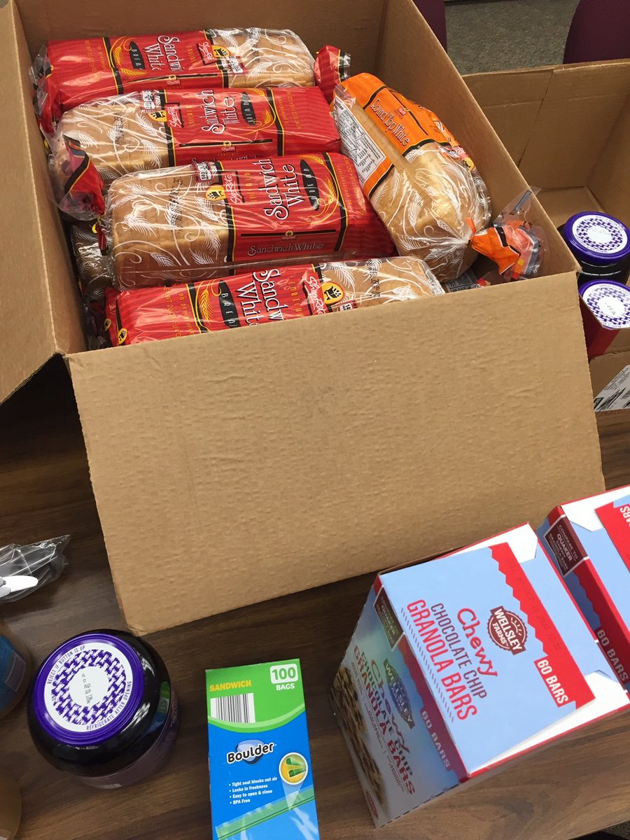 CumberlandNJDOE's tweet photo. This afternoon, with help from our friends at the Board of Taxation, we made 100+ peanut butter and jelly sandwiches for a great cause--@TheHopeloft's service project to feed members of the Cumberland County community.🙂
@NewJerseyDOE https://t.co/dENRKlFeIQ