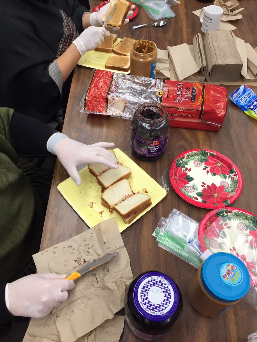 CumberlandNJDOE's tweet photo. This afternoon, with help from our friends at the Board of Taxation, we made 100+ peanut butter and jelly sandwiches for a great cause--@TheHopeloft's service project to feed members of the Cumberland County community.🙂
@NewJerseyDOE https://t.co/dENRKlFeIQ