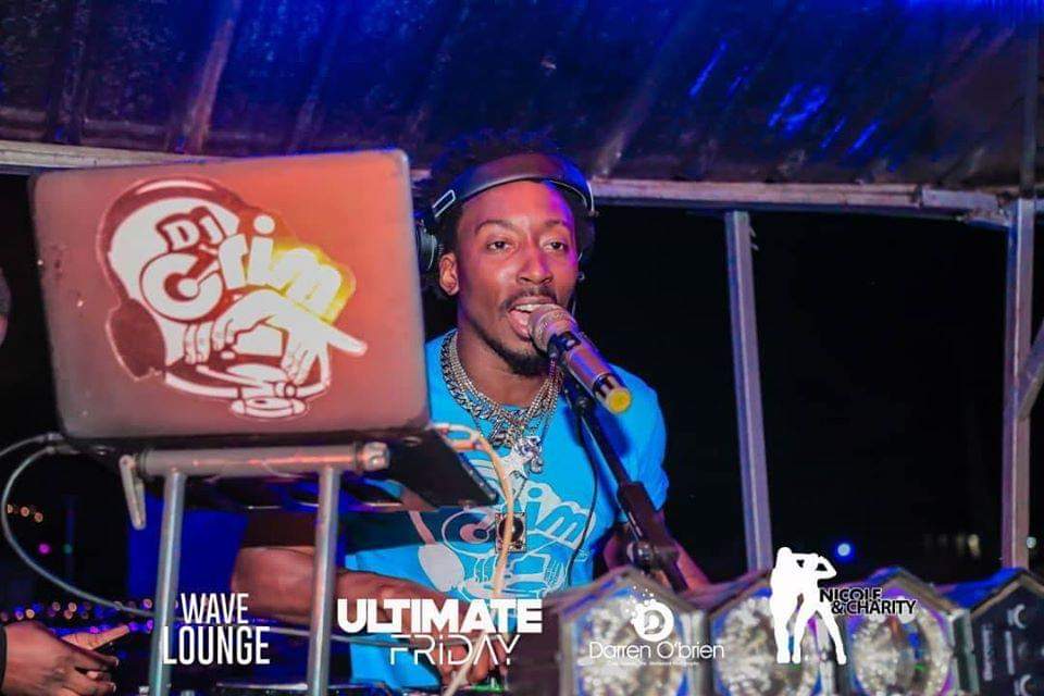 deejaycrim's tweet photo. Abakyala Bwelele, Abasajja Mugule Beer...๐๐๐๐๐
๐๐๐
WAVE Lounge #UltimateFriday 2moro๐ฅ #Weyayu๐ฅ๐ฅ๐ฅ https://t.co/7sir93rN1z