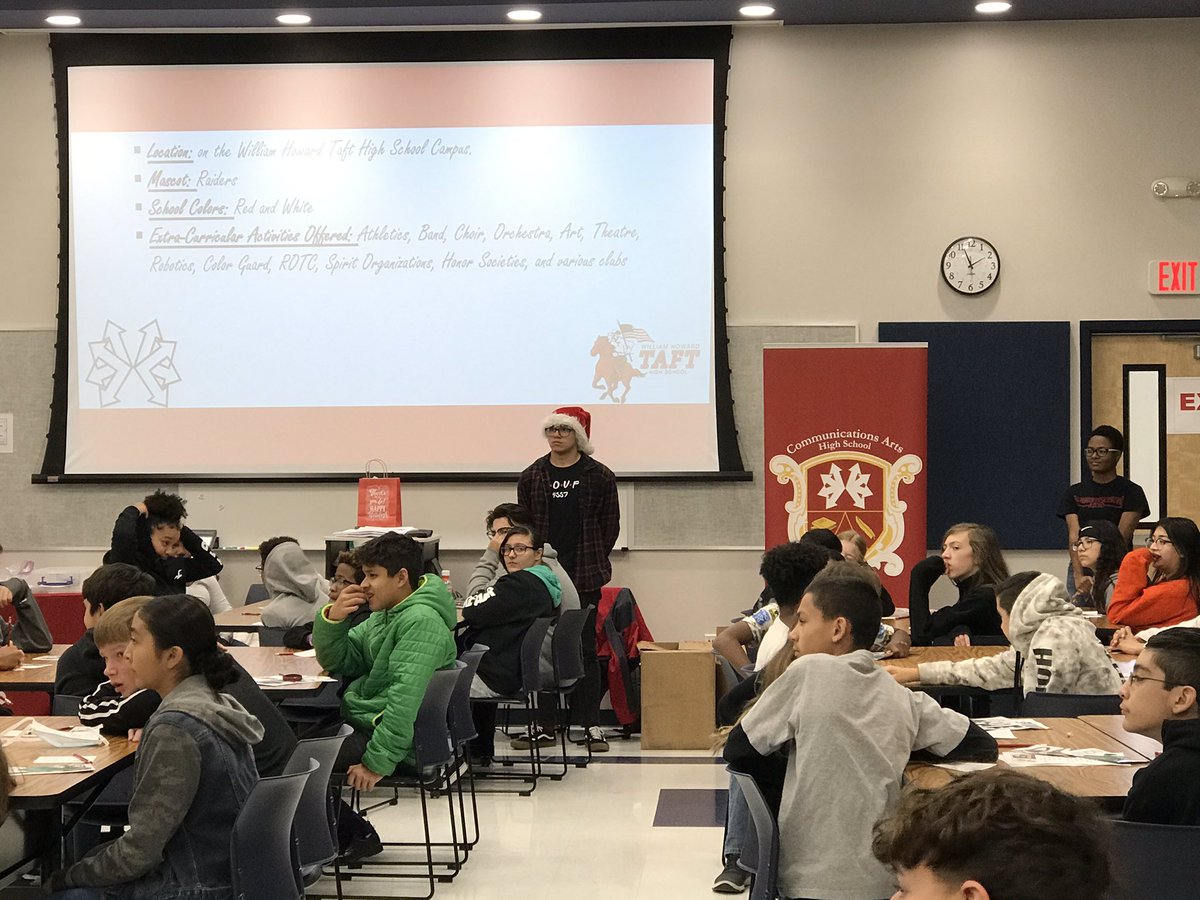 CAHS_Media's tweet photo. Amazing day recruiting with @NISDJefferson &amp; @NISDVale. Looking forward to these Eagles and Stingrays joining us @NISDComArts next year. #WhyCommArts #NISDLegends #CAHSLegends https://t.co/ZozpRCToqX