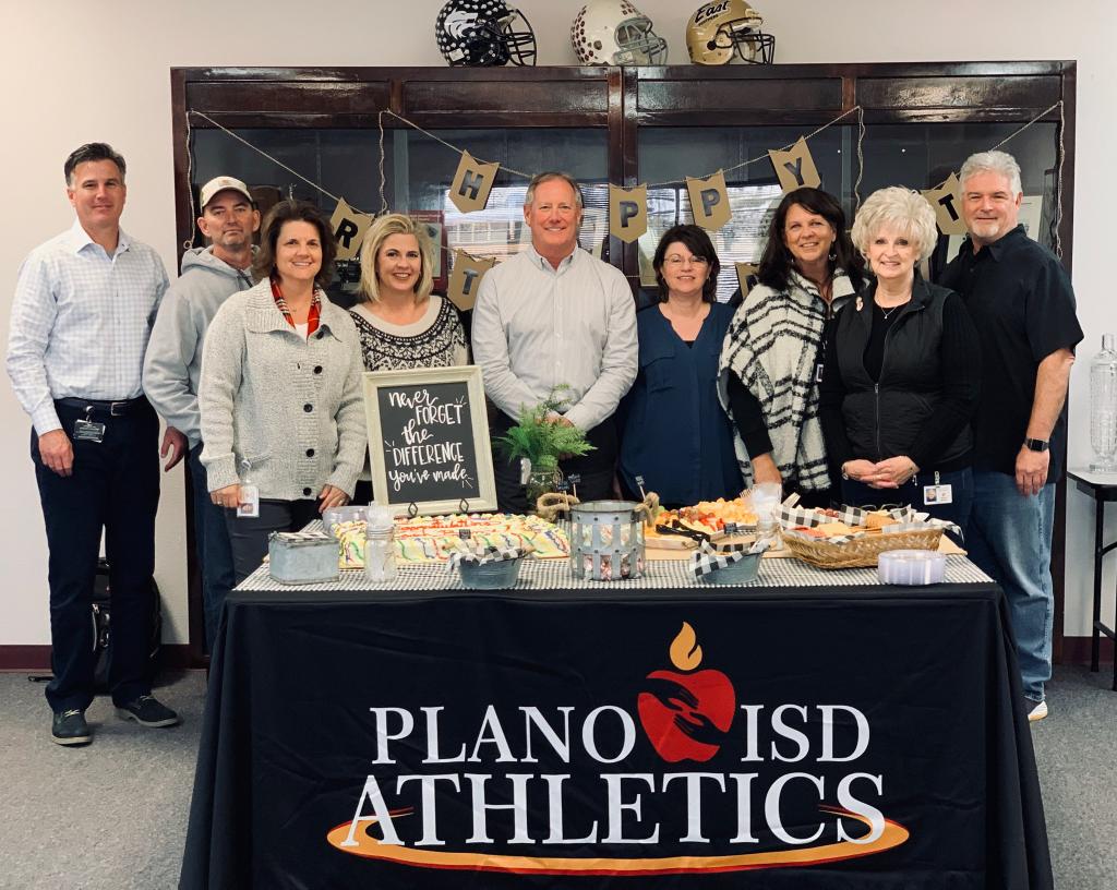 PlanoISDAthDept's tweet photo. Coach Brence's retirement reception.... Come by and say a few words 2-5pm today #39yearsofservice https://t.co/TzFHwAy5fr