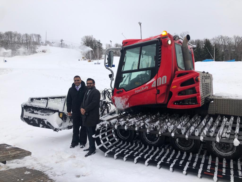 Great tour and snow groomer ride this afternoon with <a href="/ConservHalton/">Conservation Halton</a> at the <a href="/glen_eden/">Glen Eden</a> Ski Hill which is ready to be open tomorrow! Glen Eden is the third largest ski hill in Ontario - make sure you all visit over the holidays!