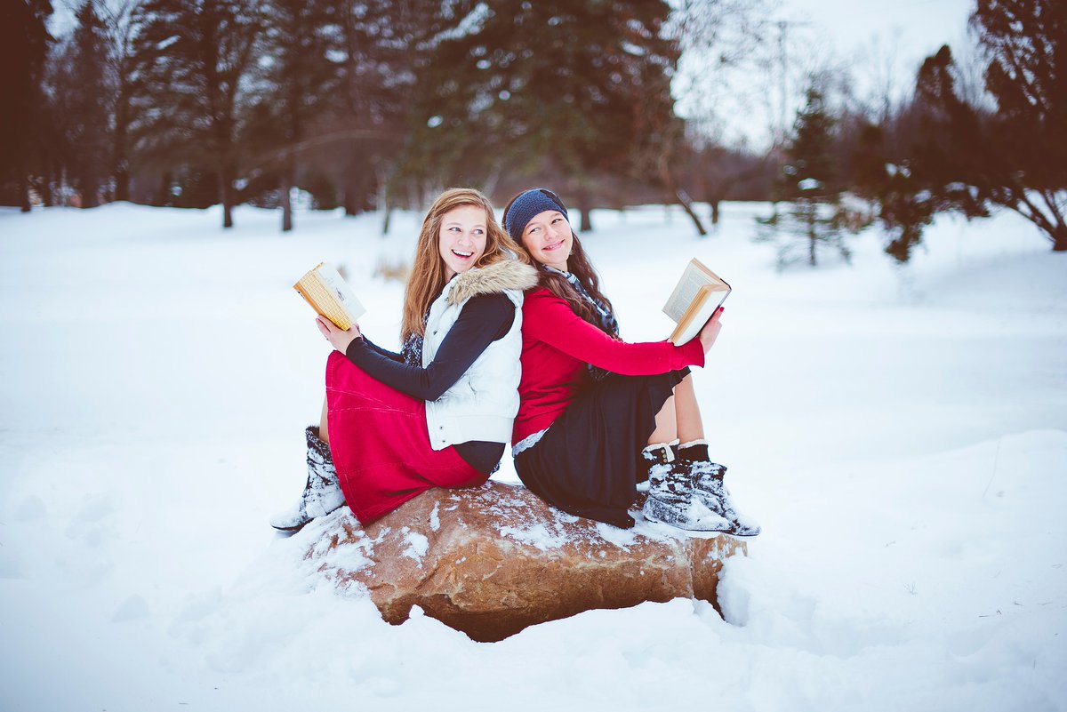 Wishing all of our students and staff a happy holiday full of lots of reading time! <a href="/wrdsb/">Waterloo Region DSB</a> #wrdsblibraries