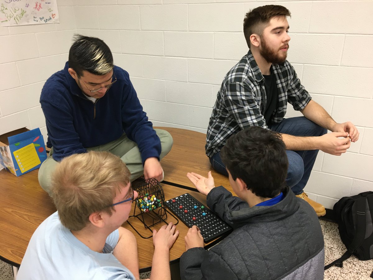 LansingLinkCrew's tweet photo. Some serious BINGO calling! https://t.co/2MRLi501TJ