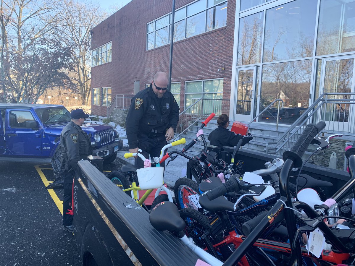 Norwalk, CT Police tweet media