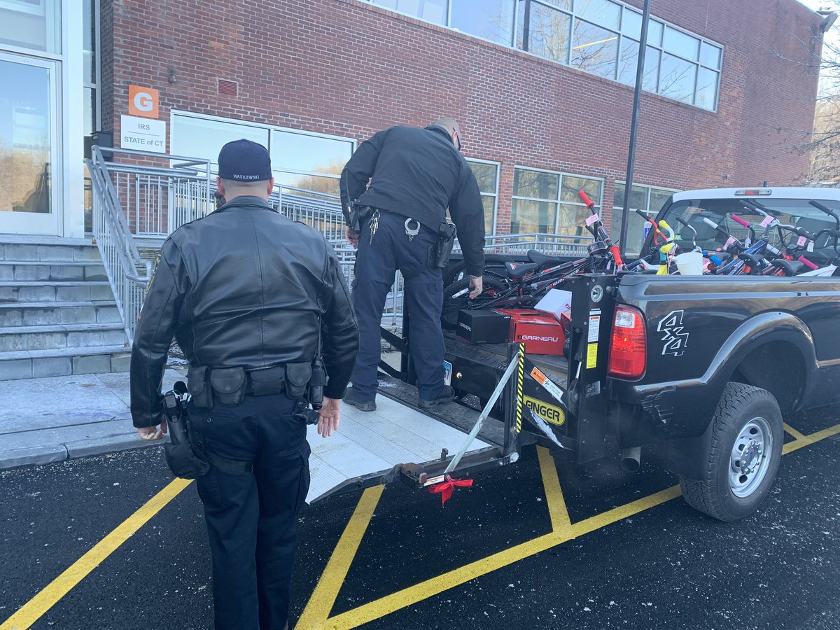 Norwalk, CT Police tweet media