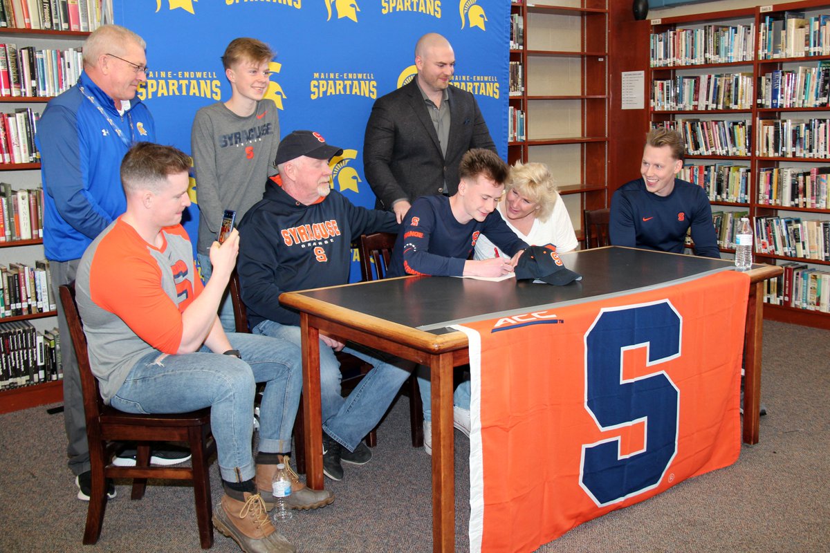 MECSDSpartans's tweet photo. Congratulations to Jack Coleman on signing his NLI to play soccer and attend @SyracuseU! We're excited to watch Jack at the next level! @MESoccer2017 @CuseMSOC @Cuse @MESpartan300 #SpartanPride https://t.co/0YDB6P0YlK