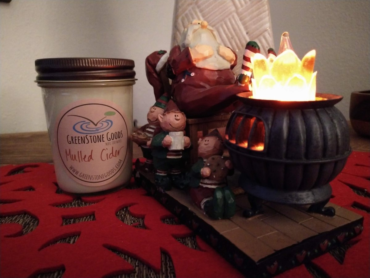greenstonegoods's tweet photo. It's been a great holiday season and we still have one more show for the year, at the Cherry Valley Farmer's market ACTION TRUE VALUE HARDWARE Saturday 12/21. We've even found some more of our candles hiding out in the decorations. #tinywaves #spreadjoy https://t.co/XyHtfECbNx https://t.co/VKePs2jRfi