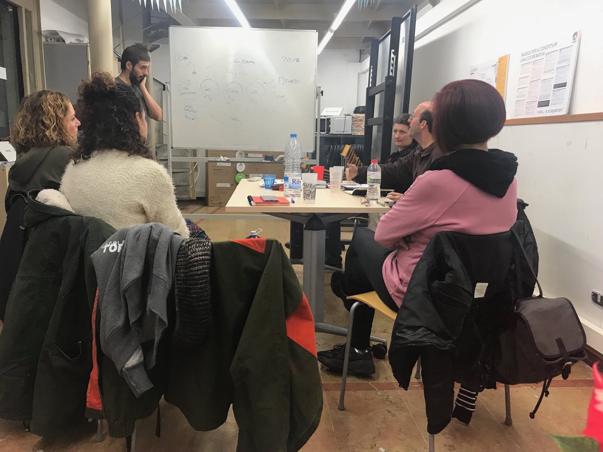 CooperaSec's tweet photo. Abans no acabi l’any, última reunió estratègica i de cures per visualitzar futurs possibles. #mesquecures #somlaclau ⁦@TRANSDUCTORES⁩ ⁦⁦@coopolis_bcn⁩ ⁦@XES_cat⁩ ⁦@AltresEconomies⁩ https://t.co/4V9OElguri