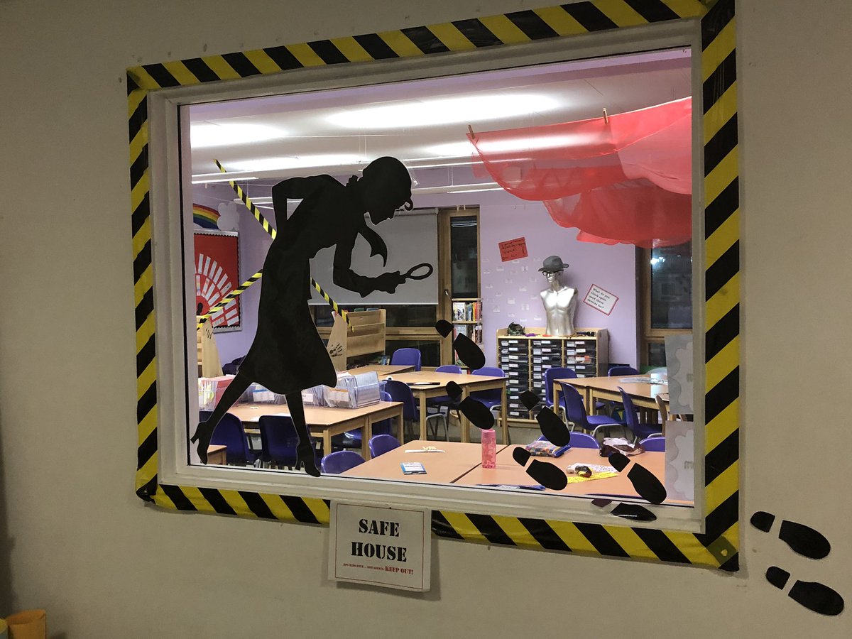 KatarinaLydiaA's tweet photo. So happy with my classroom so far! #year5 #nqt #spytheme #immersiveclassroom https://t.co/OlZ1q0UFxJ