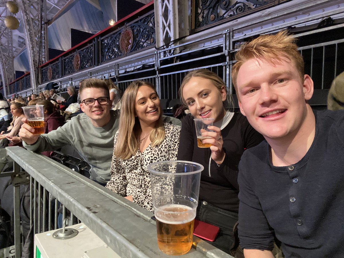 billycoe1's tweet image. #olympiascreen