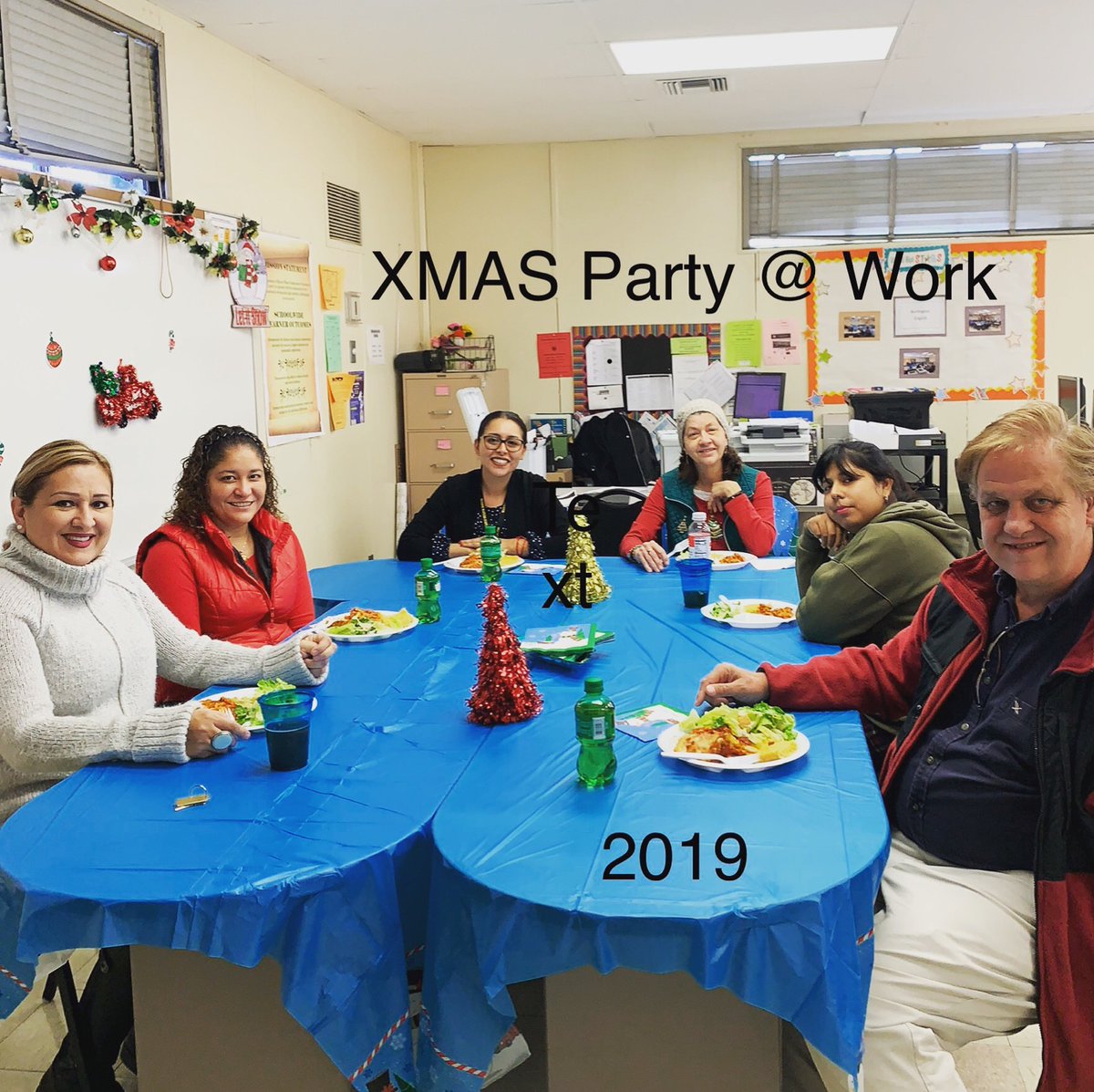 UTLA_Adult_Ed's tweet photo. The Staff at Flournoy Adult School. Good food. Great company. #red4ed #UTLAstrong #utla #wearedace https://t.co/UBpJcGXUoK
