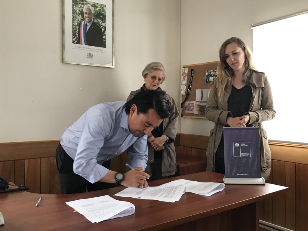 culturaslosrios's tweet photo. Inauguración del Teatro Galia de Lanco, una nueva versión de la Ruta de Neruda en Futrono y programación de artistas regionales en la Red de Espacios Culturales son los 3 proyectos que financiará Seremi @culturaslosrios a través de Depto. @ciudadaniacl #Valdiviacl #ElRanco https://t.co/94rFBo1yrC
