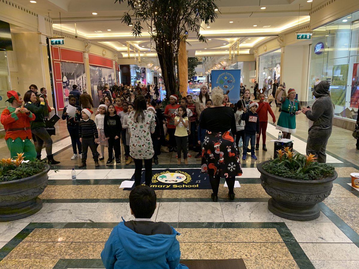 ElmWoodHead's tweet photo. Two nights at @intuTrafford (just over 4 hours in total) and our Amazing choir raised £735 for @Sidley_OUAS We could not be any more proud of this incredible group of children! You are all superstars! #TeamBroadfield @BCPS_MrsG @BCPS_PE https://t.co/YWeGzcxDla