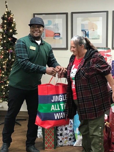SamHouseTC's tweet photo. 'Tis the season to spread joy! ❤️

Our SRO residents were overjoyed to receive Christmas gifts from our generous donors and friends at @NTX_Market! Thank you for helping make this an unforgettable Christmas at Samaritan House!

#SamHouseIsHome
#WeAreGrateful  
#CommunityPartners https://t.co/wp3UJNSoZG