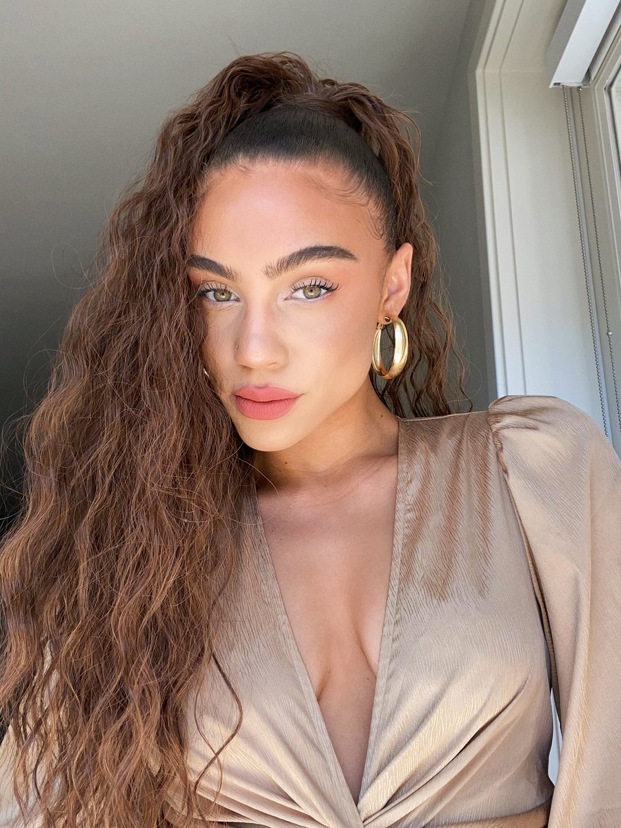 MVKDRE's tweet photo. my ponytails are really powerful https://t.co/li94uHAWeE