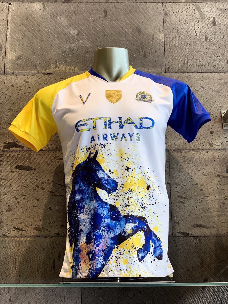 SkyNfc1's tweet photo. 🎁💛|| بمناسبة فوز الـعـالـمـي سحب على تيشيرت #النصر الجديد ..

• 
متابعة حسابنا ✅
رتويت للتغريدة 🔁
• السحب الآلي الخميس 26 ديسمبر
حظًا طيبًا يا عـالـميين 
#SkyNfc https://t.co/bsQA12jfPH