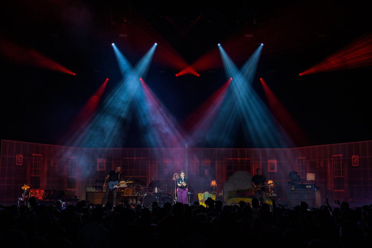 PRGlive's tweet photo. Check out our recent interview with designer, producer, and director Sooner Routhier to learn about what it was like to work with @alessiacara on her 2019 "The Pains of Growing" tour, and how PRG helped make it happen.
https://t.co/is1oYmF1Hh
#TPOGTour https://t.co/gtceWs1yhs