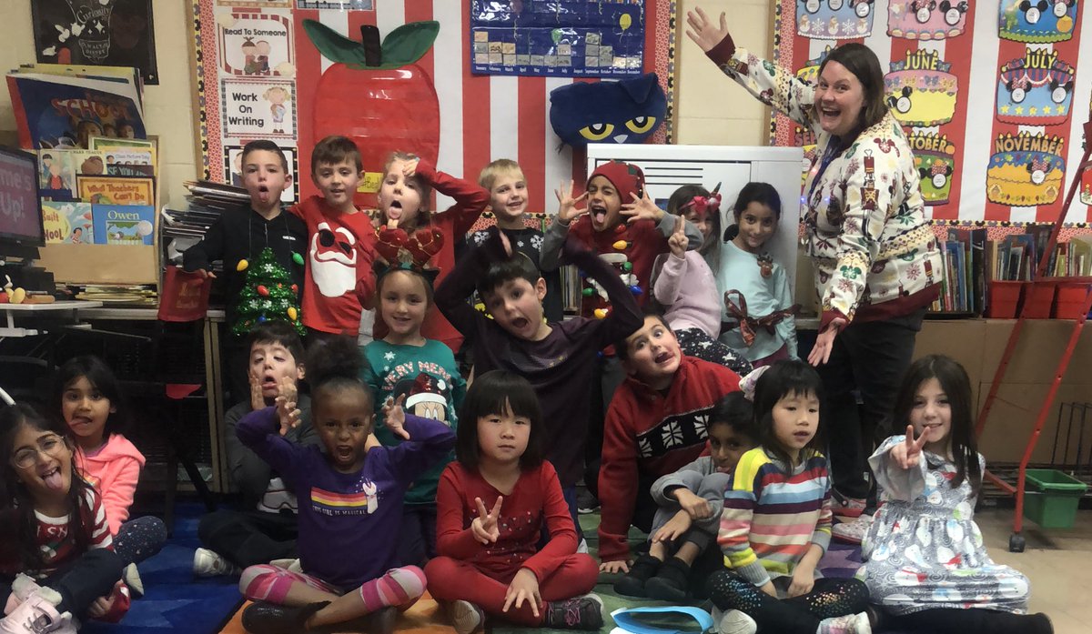 MrsGraffeoCCS's tweet photo. Happy Silly Sweater Day from the Fabulous Firsties! 🎄😊#WeAreBethpage #BestYearYet #CCSCrew https://t.co/RcL2i7aZH2
