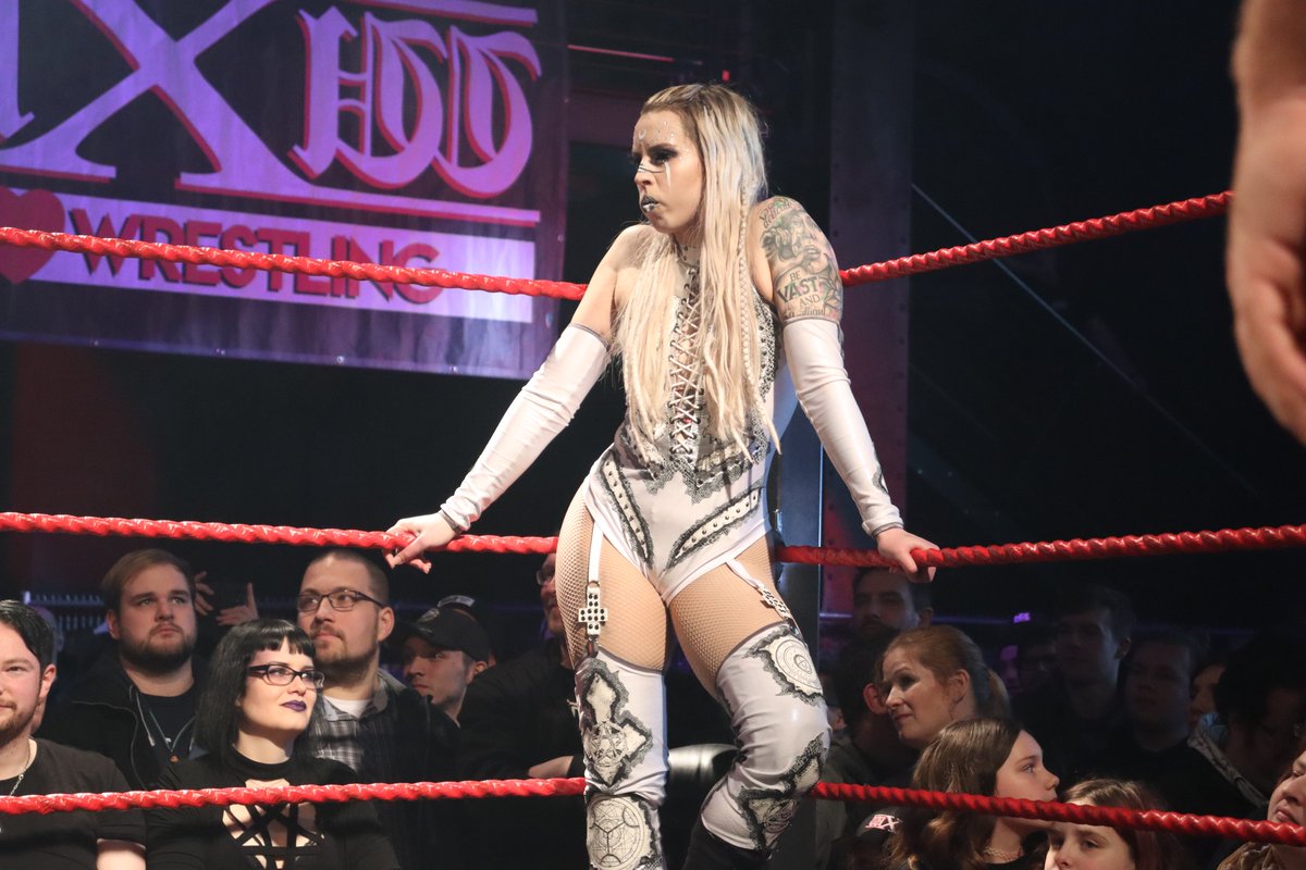 WilliamBoushi's tweet photo. En vrai, j'adore son charisme #BabyAllison #wXw19thAnni https://t.co/fHoJyOrcoY