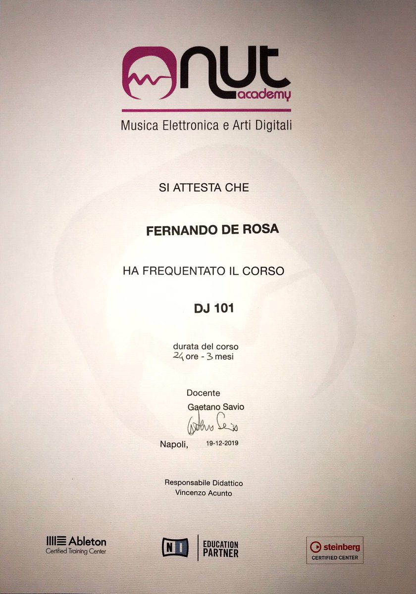 MichealFenix's tweet image. ✔️ DJ 101 Course 🎧

#DJing  #NutAcademy  #Naples 💙