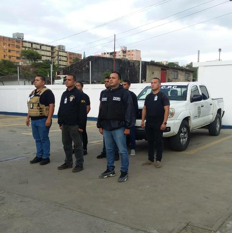Funcionarios de este Despacho, efectúan despliegue de seguridad ciudadana, en los sectores populares del Municipio Bermúdez, a objetos de minimizar el índice delictivo y garantizar una Navidades Seguras 2019. <a href="/CICPCPREVENCION/">PREVENCIÓN INTEGRAL DEL DELITO CICPC</a> <a href="/Cicpc0391/">Delegación Estadal Sucre</a> <a href="/FRHERCULESUNES/">Comisario General Cicpc Francisco Hércules</a>