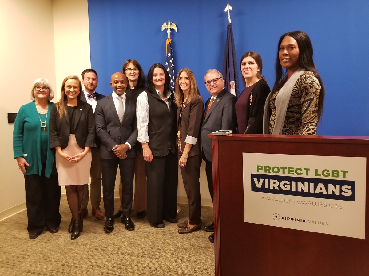 ACLUVA's tweet image. In our Commonwealth, all people should be able to:

✅ be treated with respect
✅ earn a living
✅ access housing
✅ fully participate in society

Alongside our allies, friends and all Virginians, we'll make sure that our #VAValues are reflected in the law of the Commonwealth.