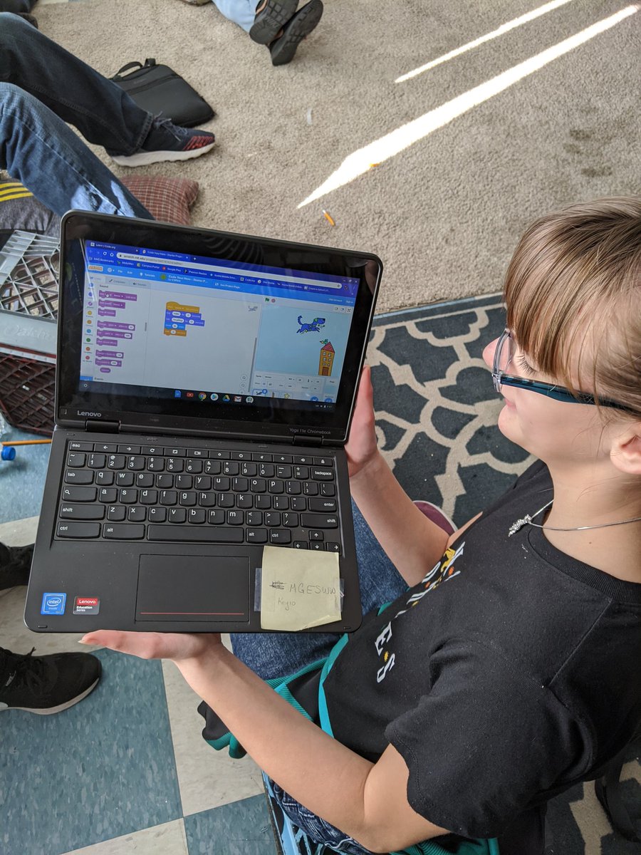 DumontTech's tweet image. @scratch #ImagineAWorld #CodeAHero @CSforAll #CodeALaMode #HourofCode2019 @nmspride #WeAreNoble #STEAM