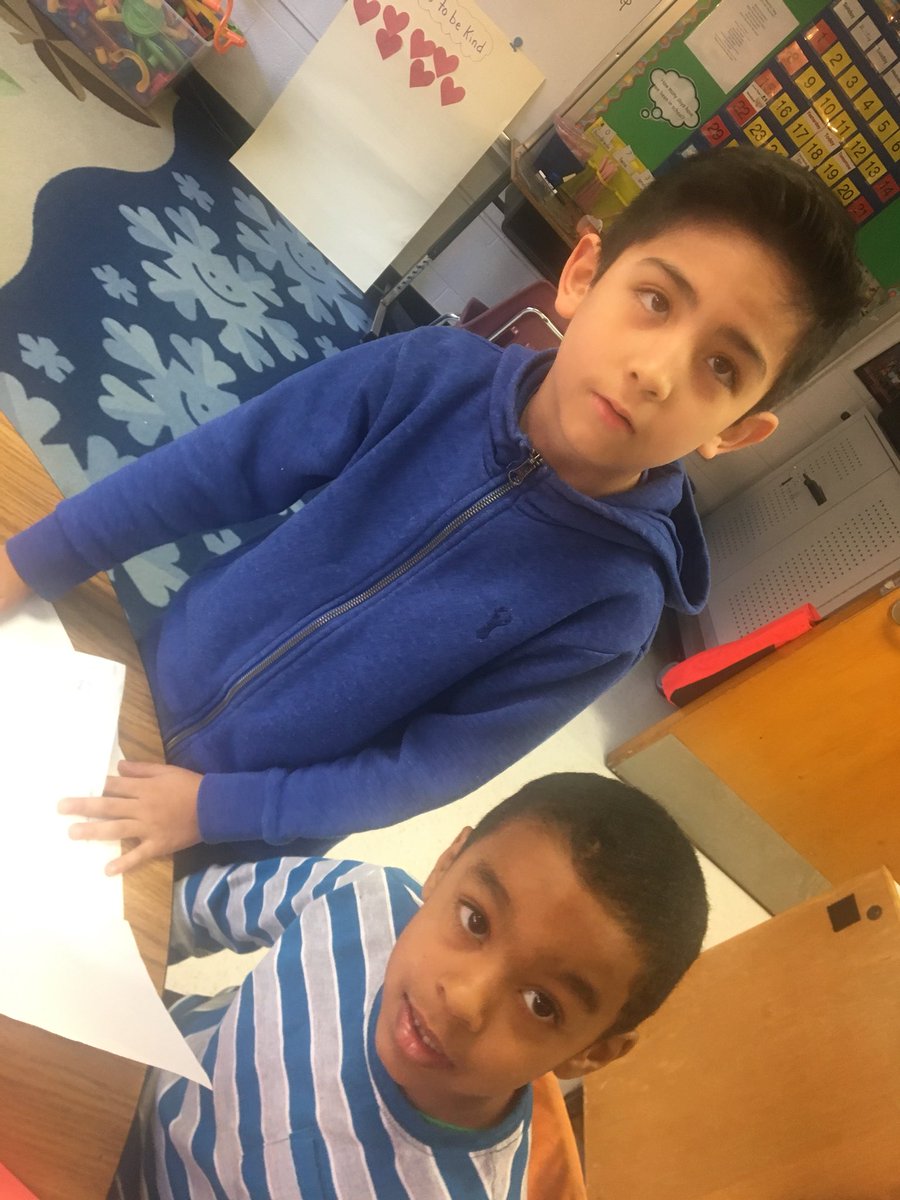 LresMonarchs's tweet photo. Second and First Grade authors sharing their published work.   #lresmonarchs #secondgrade #communicators https://t.co/rsJ7agZF7a
