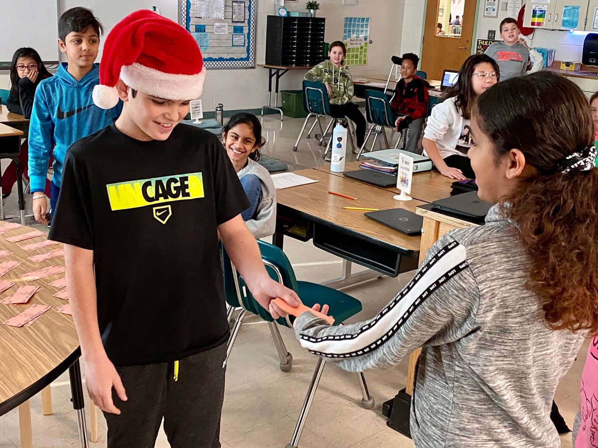 We are so lucky to have such thoughtful students like Jack! Today he decided that in the spirit of giving, he wanted to give out $200 class dollars of his own money to every student on our team so that everyone could buy extra items in our class store tomorrow! #masonmoment