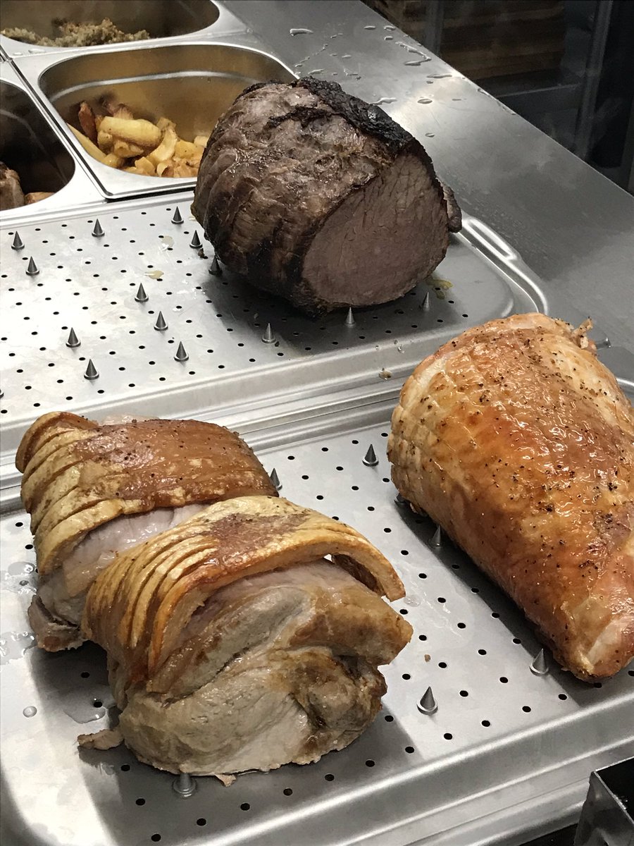 mjpeacock663's tweet photo. Join us on Sunday for our festive Christmas carvery at a fantastic price of £7.95 main course 2 courses £10.95 3 courses £13.95
12 noon to 3pm
Together with live singing from Bern Stewart
Great Trethew Manor. Horningtops. Liskeard. Cornwall. PL14 3PY
Telephone 01503 261181 https://t.co/HKD5rhvYWJ