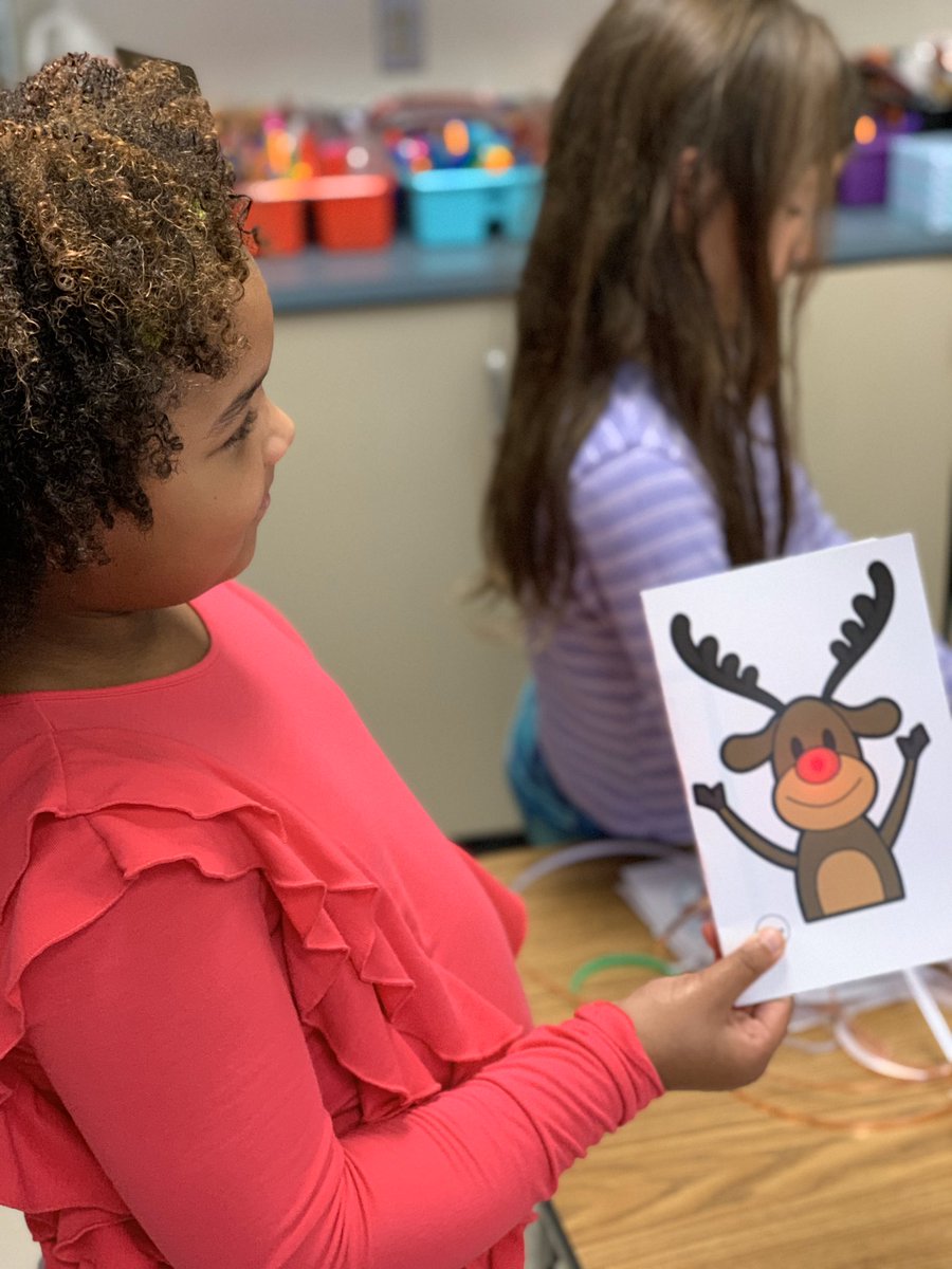 MrsCrockerRocks's tweet photo. Winter STEM Day fun!! #madscience #circuits #escaperoom #breakthecode  @BooneBears https://t.co/6luVOzgNMc