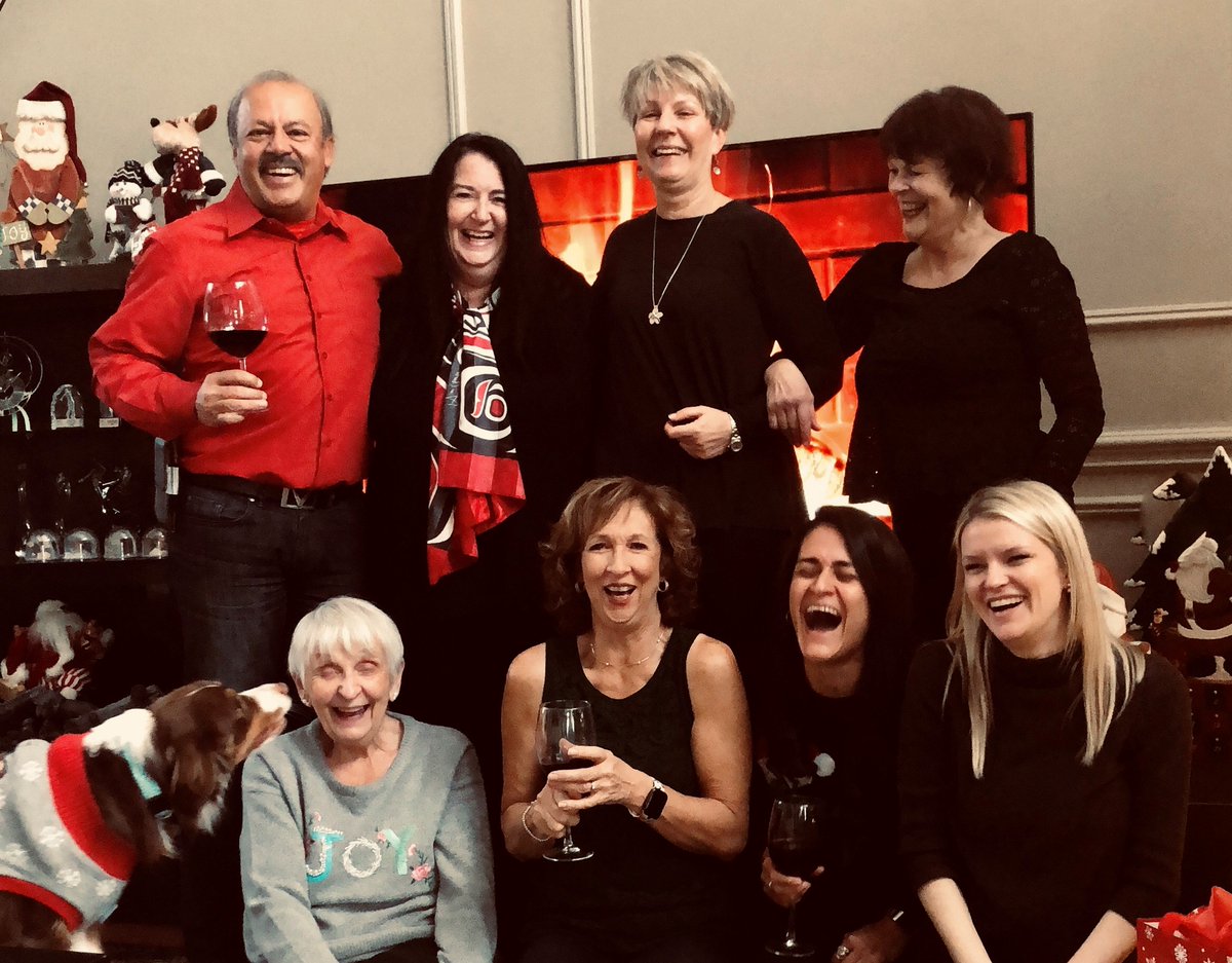 WHRelocations's tweet image. Happy Holidays to you and your family from all of us at Welcomehome! We hope you have a wonderful holiday season filled with love and laughter. We look forward to continuing to work with you in 2020. Best wishes for a joyful New Year!