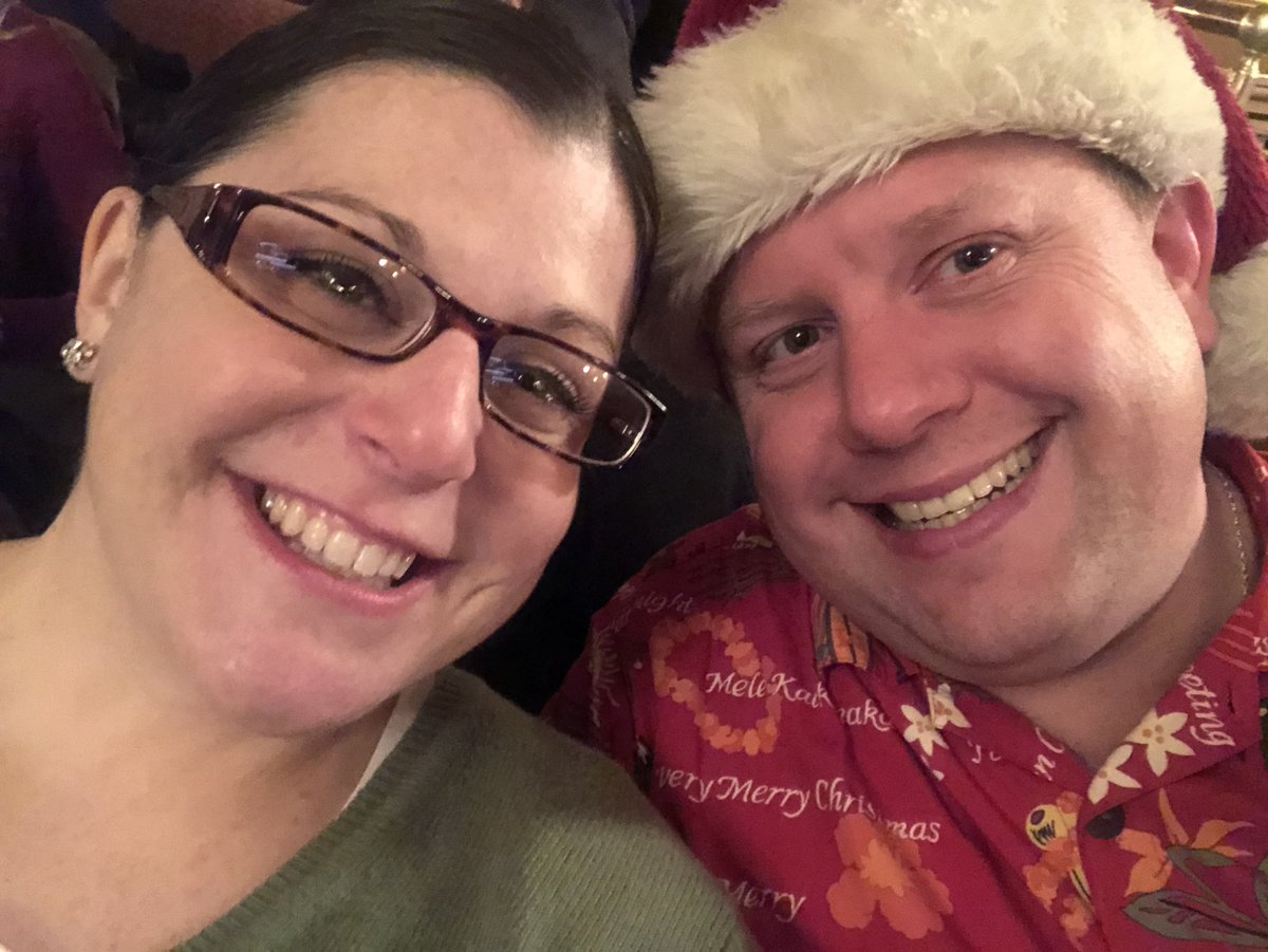 TheMattyZ's tweet photo. Last night I took @ZielinskiLauren out to see @SNCmusic for our Christmas gift. I can’t believe that it’s been 9 years since we last saw them. It was such an amazing show. Ending the night with Oh Holy Night without microphones took my breath away! https://t.co/SNDaiTzkLw