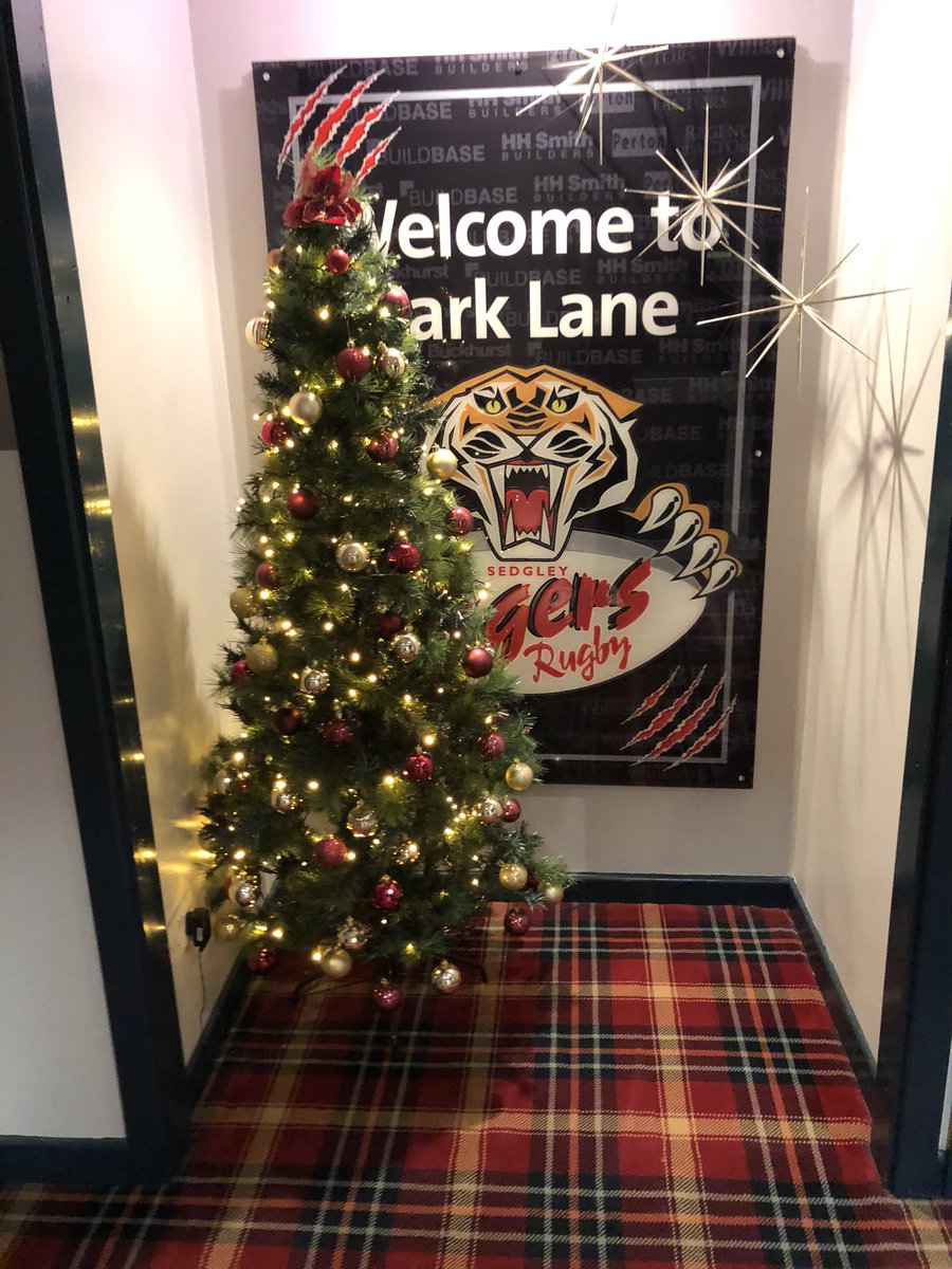 Natleague_rugby's tweet photo. Huge thanks to @SedgleyTigers for hosting tonight + cheers to @sbarrow23, @sedgleytruck, Ben Oliver, Allan Munro and our very own @max_ashcroft for their time. Pod to be released tomorrow! #Nat1 #Nat2n #Nat2s 🏉🎄🎧 https://t.co/4QRBL7yV6k