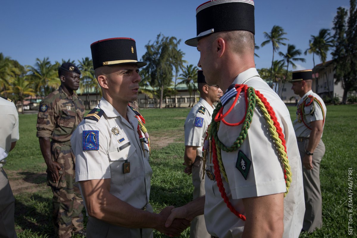 Chefdecorps3REI's tweet image. Stage combat jungle "OCELOT" 2019 : 19 légionnaires du #3REI et 5 marsouins du #9RIMa reviennent du #CEFE brevetés ! Maîtrise des actes élémentaires et des savoir-faire du fantassins en jungle : #PrépaOps des chefs de groupe. Selva !
@COMLE_DRPLE 
@ArmeesGuyane