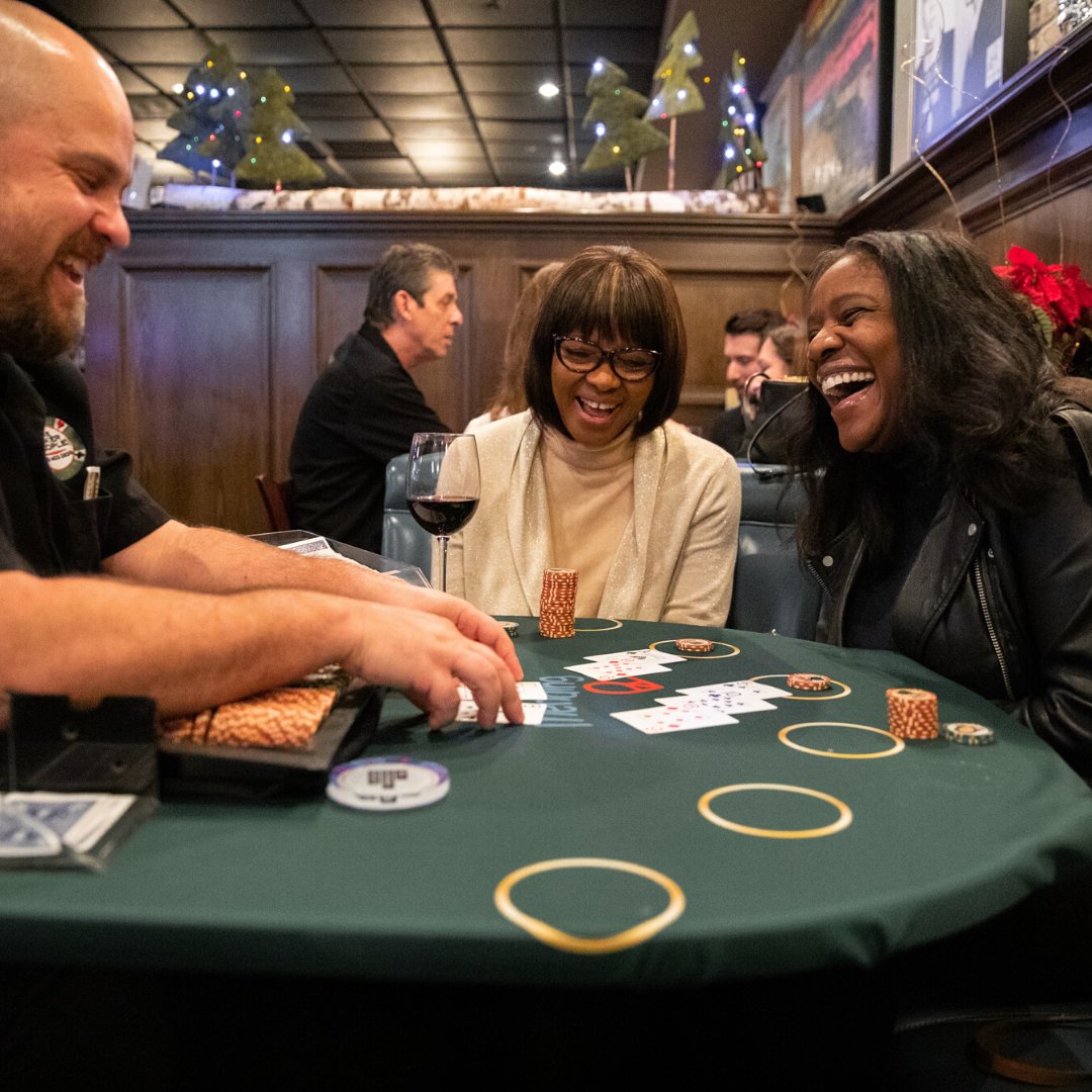 ChildrenMending's tweet photo. @craigsla @WillieGarson @CherylHines @ebenet @SARARUEFORREAL @stevehowey @pmack61 @PoonehMohajer @tokidoki @PaulMitchellUS @TheCilicGroup 📷 by @maxxkaitlynn
#poker #pokertournament #celebritypoker #craigs #lysaheslov #grantheslov #williegarson #cherylhines #ericbenet #sararue #stevehowey #petermackenzie #juanantonio #emeikwuakor #bekind #empathy #childrenmendinghearts #empathyrocks #ichooseempathy https://t.co/2ADSqjcqqN