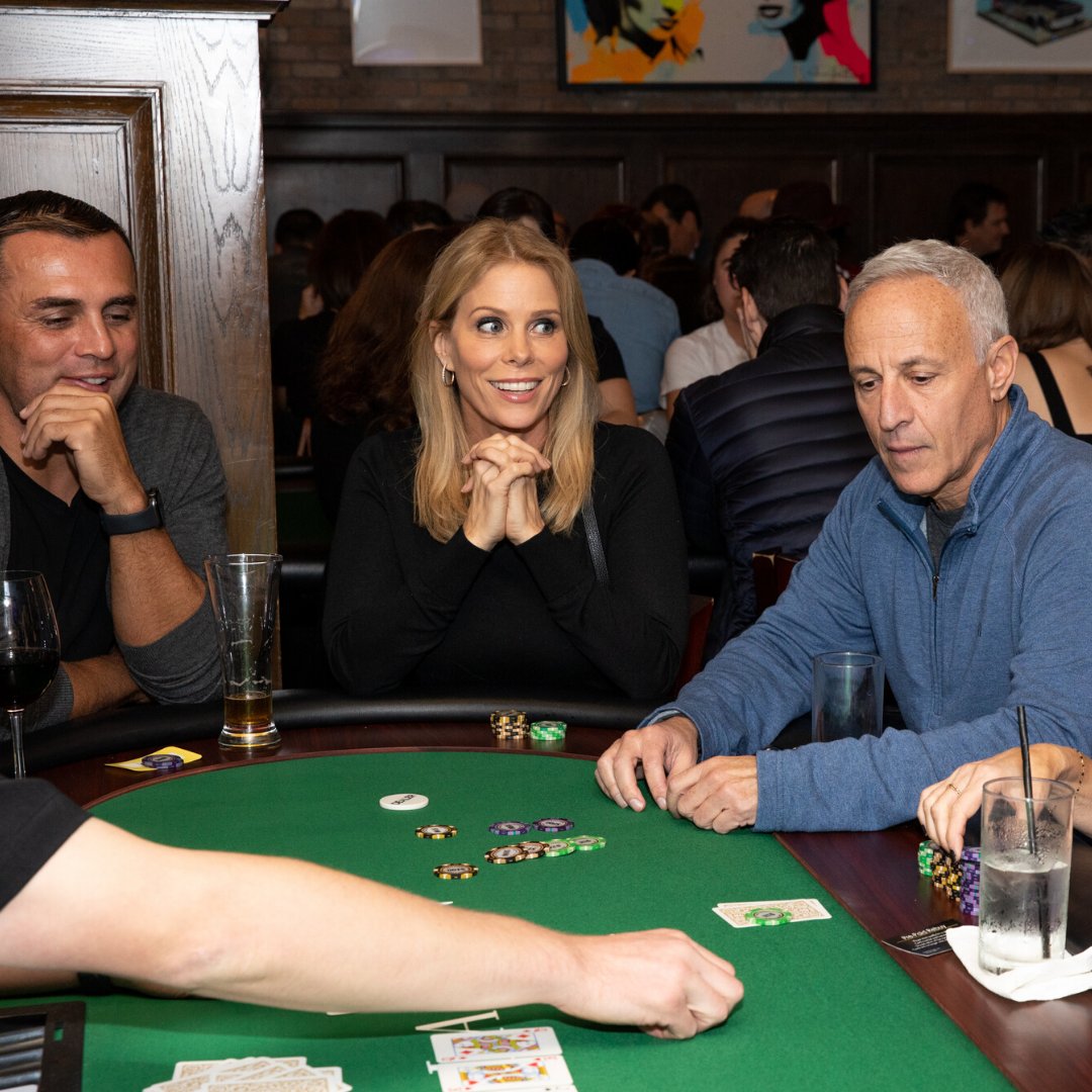 ChildrenMending's tweet photo. @craigsla @WillieGarson @CherylHines @ebenet @SARARUEFORREAL @stevehowey @pmack61 @PoonehMohajer @tokidoki @PaulMitchellUS @TheCilicGroup 📷 by @maxxkaitlynn
#poker #pokertournament #celebritypoker #craigs #lysaheslov #grantheslov #williegarson #cherylhines #ericbenet #sararue #stevehowey #petermackenzie #juanantonio #emeikwuakor #bekind #empathy #childrenmendinghearts #empathyrocks #ichooseempathy https://t.co/2ADSqjcqqN