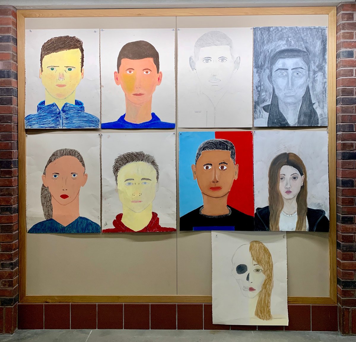 ryecountryday's tweet image. Self-portraits by the Upper School Drawing 1 Class. #RCDSClassroomCandids #arts #artexpression