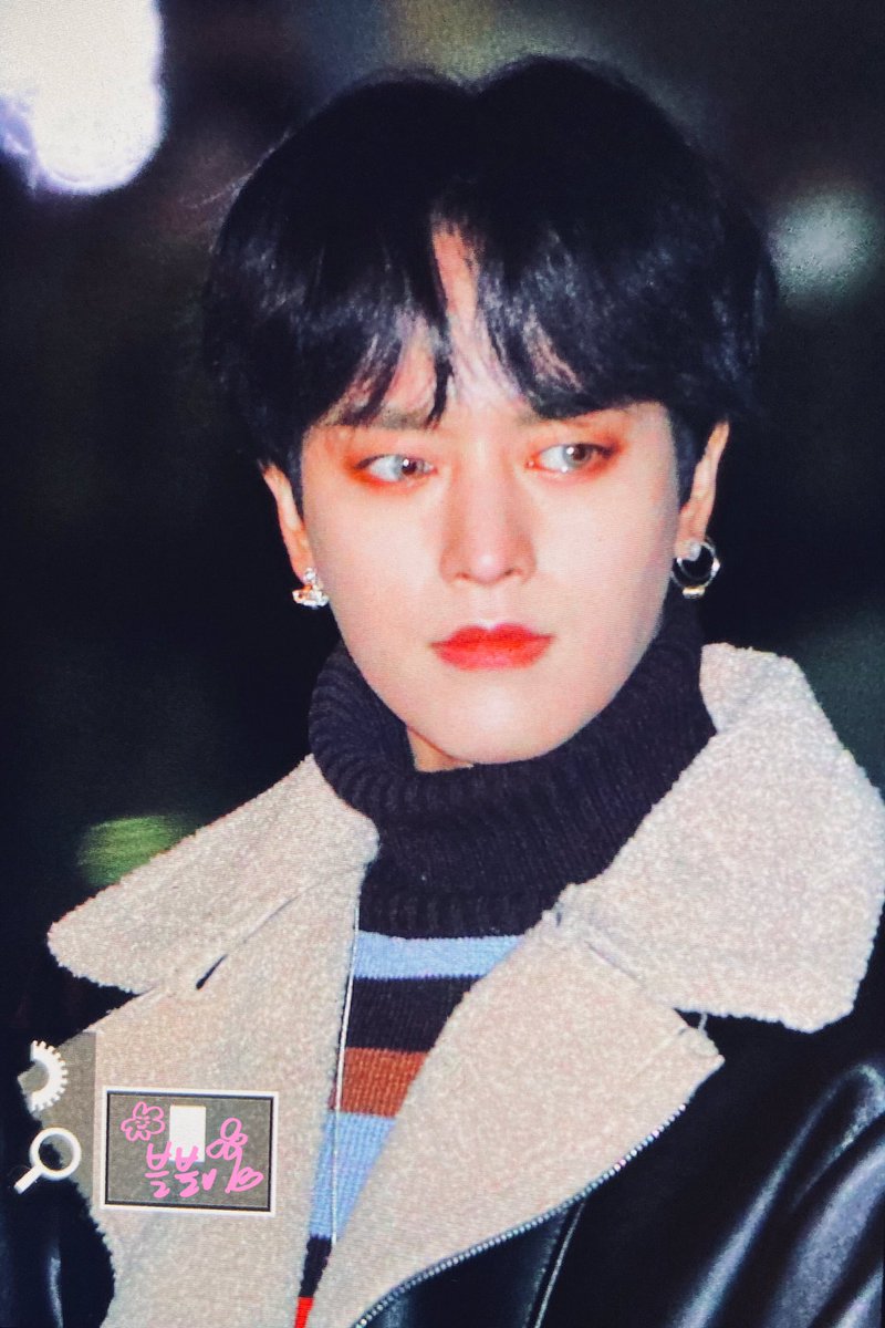 19950902net's tweet photo. 191220 #원어스 #ONEUS #레이븐 #RAVN #김영조 #영조 눈부시고 추워🥺💦💦💦 https://t.co/3gm6h5RJWB