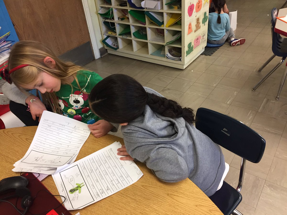 CaralynCosgrove's tweet photo. We are Experts! We loved learning from one another! We ❤️✍🏻! @WOSnews https://t.co/nE5b7sz13g