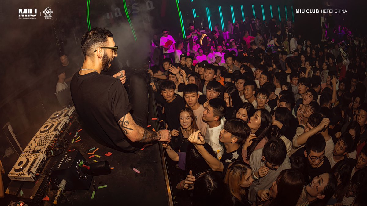 I can smell the weekend from here