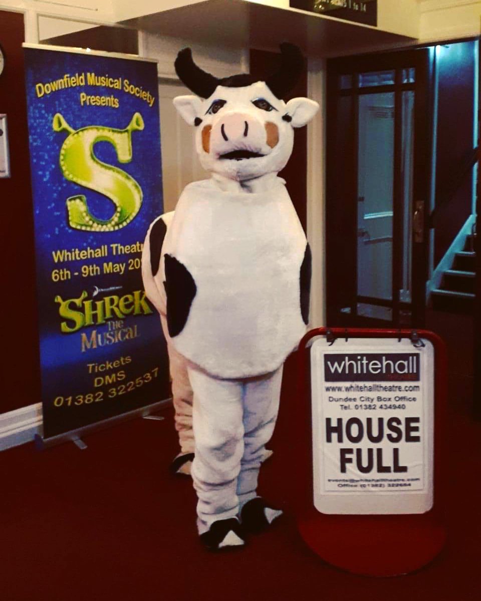 DMS1928's tweet photo. Well, the cow’s out of the bag (of beans), TONIGHT’S SHOW WAS SOLD OUT 😱

Tomorrow is the final night of Jack and the Beanstalk, so get yourself down to the Whitehall Theatre for the biggest finale yet! 🥳

*swipe for sassy Patty😉* https://t.co/x7mMWg0QxZ