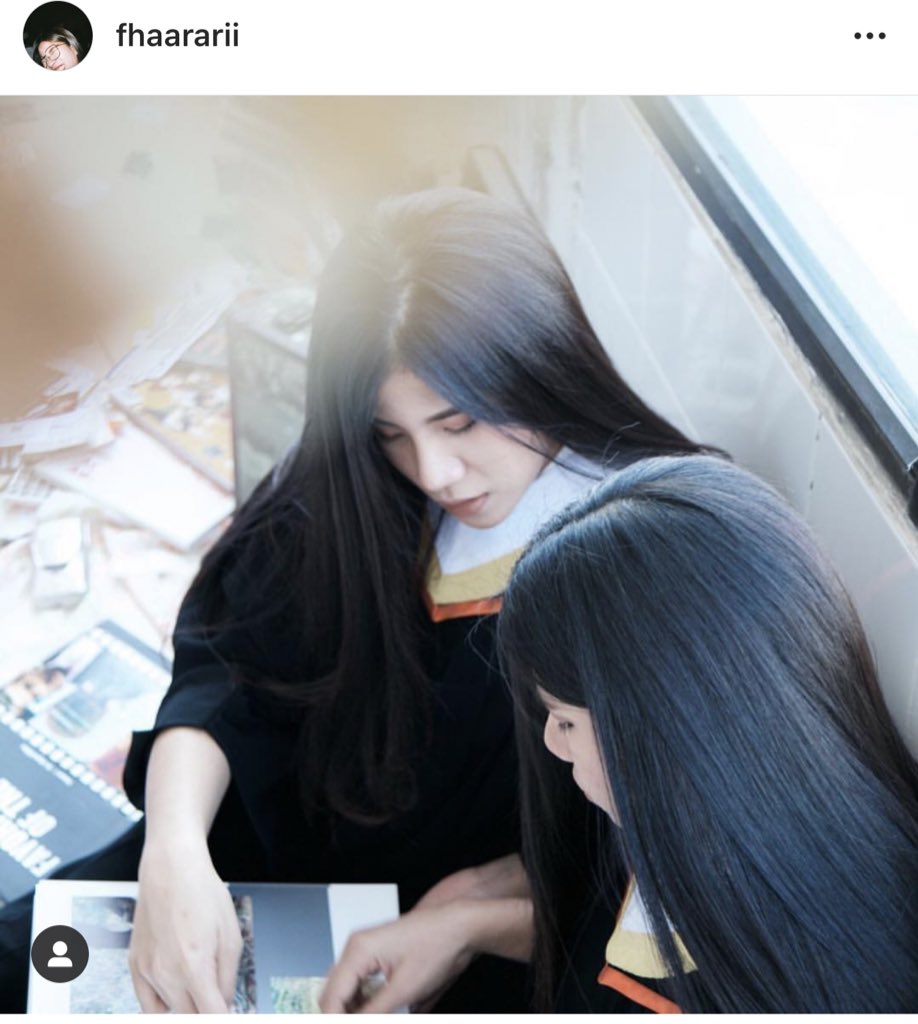 fhaarraariiii's tweet photo. ข้อดีของการมีแฝด 
- มีเพื่อนเล่นตั้งแต่เกิด
- ตัวติดกันเกือบตลดเวลา ไปไหนก็ไปด้วยกัน (ยกเว้นตอนคิดแฟนหรือไปกับแฟนใครแฟนมัน )
- รู้สึกมีเพื่อนสนิทที่คุยได้ทุกเรื่องจริงๆ
- มีมันไม่เคยเหงาเลย มีแต่รำคาญ

#พกไว้ดีมีไว้คุ้ม https://t.co/HbCsjJrb3n