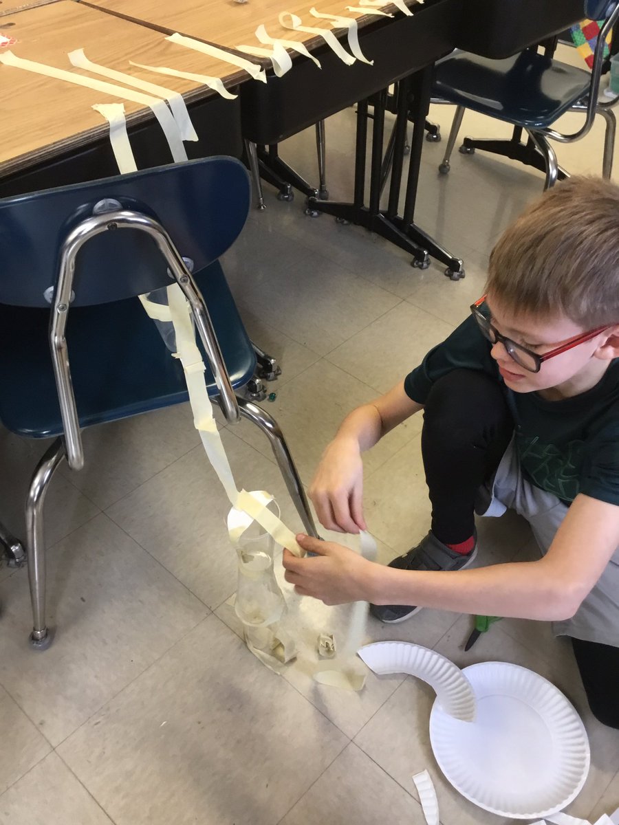 PrimaryPassions's tweet photo. It was a great stem challenge @madisond181 yesterday. These kiddos worked hard and found some success and recognized areas of improvement.  It was a great #d181 challenge. #GotSTEMD181 https://t.co/519OCImuq9