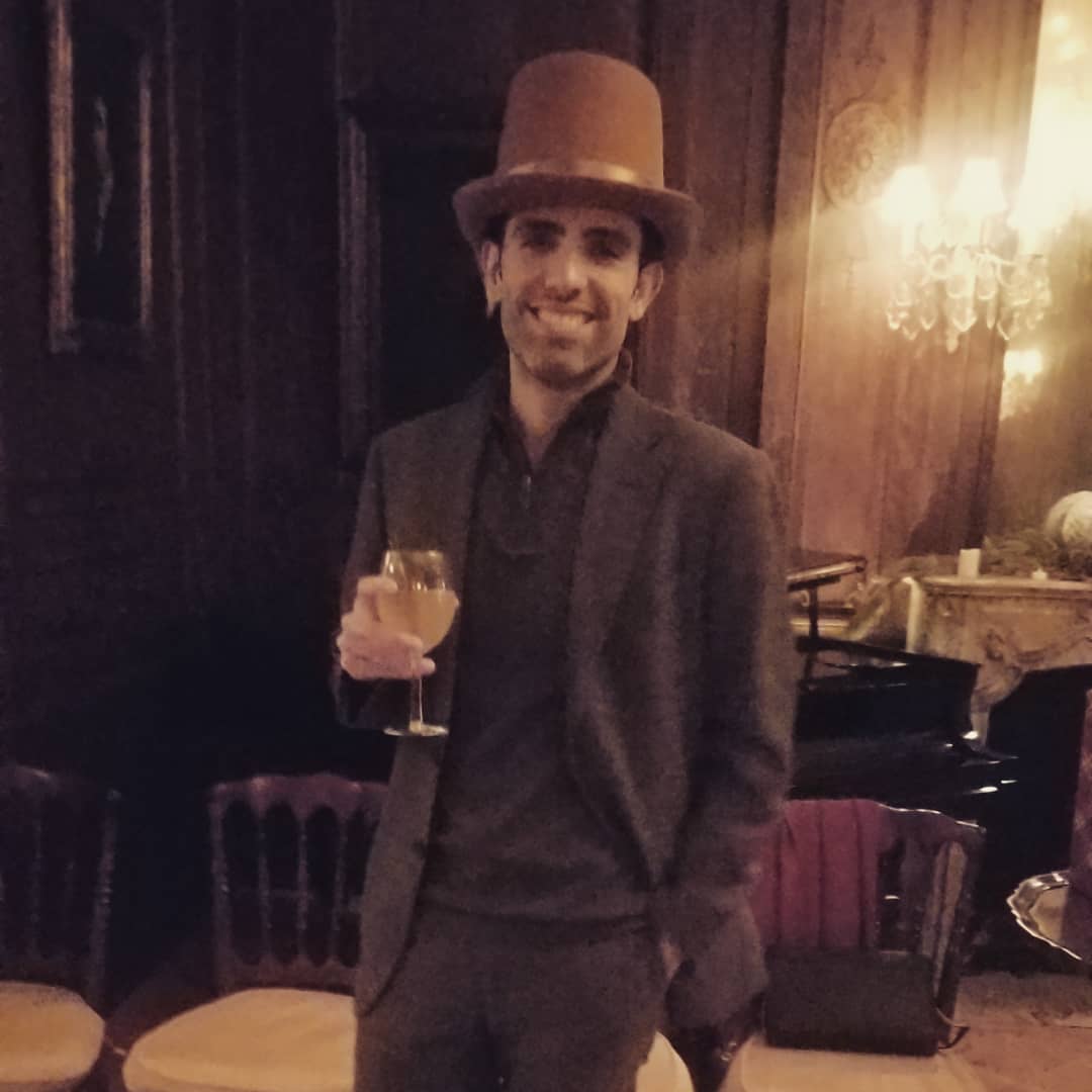 positively_kate's tweet photo. #Feelingclassy w @jtente727 at the #nutcrackercocktailfete 🌲❄️🥂
#dressup #datenight #classy #foreverdate #nutcracker #creativity #arts #immersivetheatre #holidays #ues https://t.co/HcTXee5vg4
