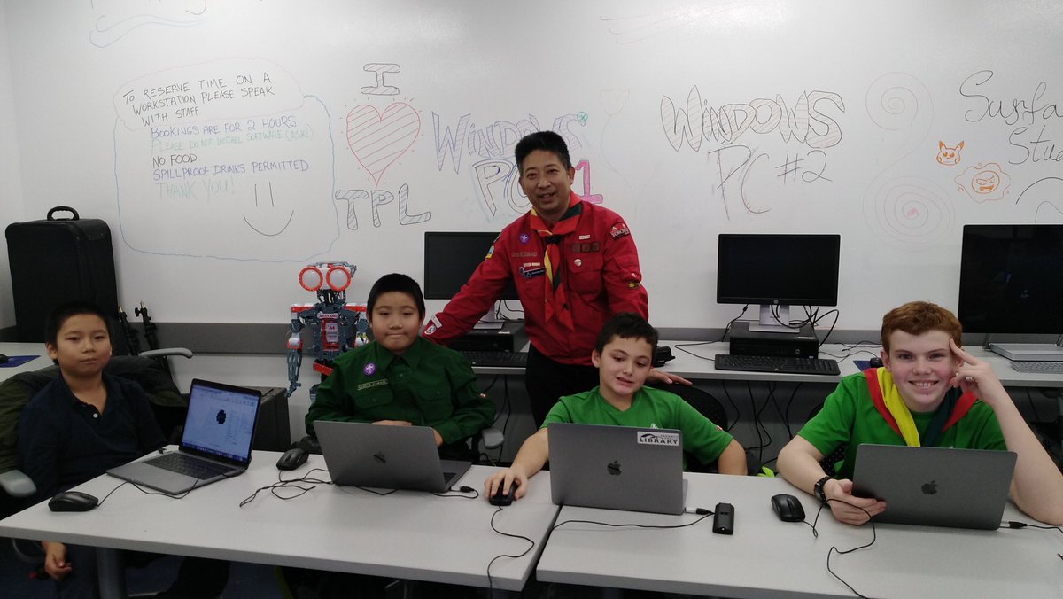 1stLakeshore's tweet photo. #Scouts #3Dprinting @torontolibrary #Richview #ScoutsDoStuff #STEM @scoutscanada @TorontoScouts https://t.co/qZsKkwpDMu