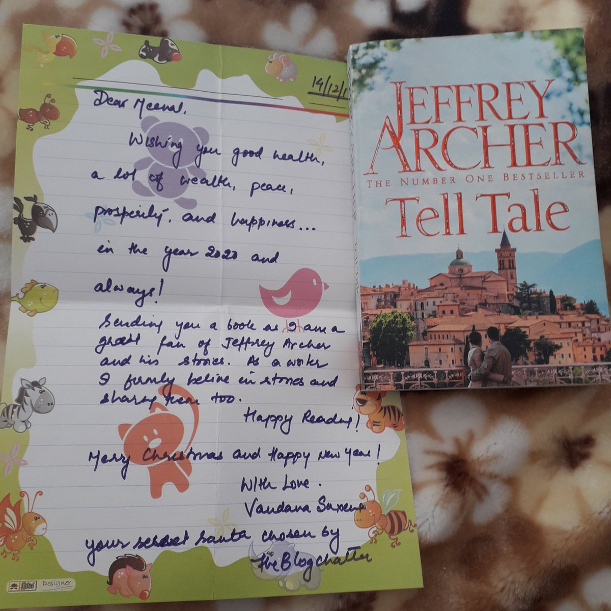 AuraofThoughts's tweet photo. Received this letter and Book in #SantaChatter activity of @blogchatter by Vandana @Vandanas_pen .
Thanks Vandana for such a lovely book and message. 
#ChristmasVibes #SantaSurprises https://t.co/uIu8mLKmEY