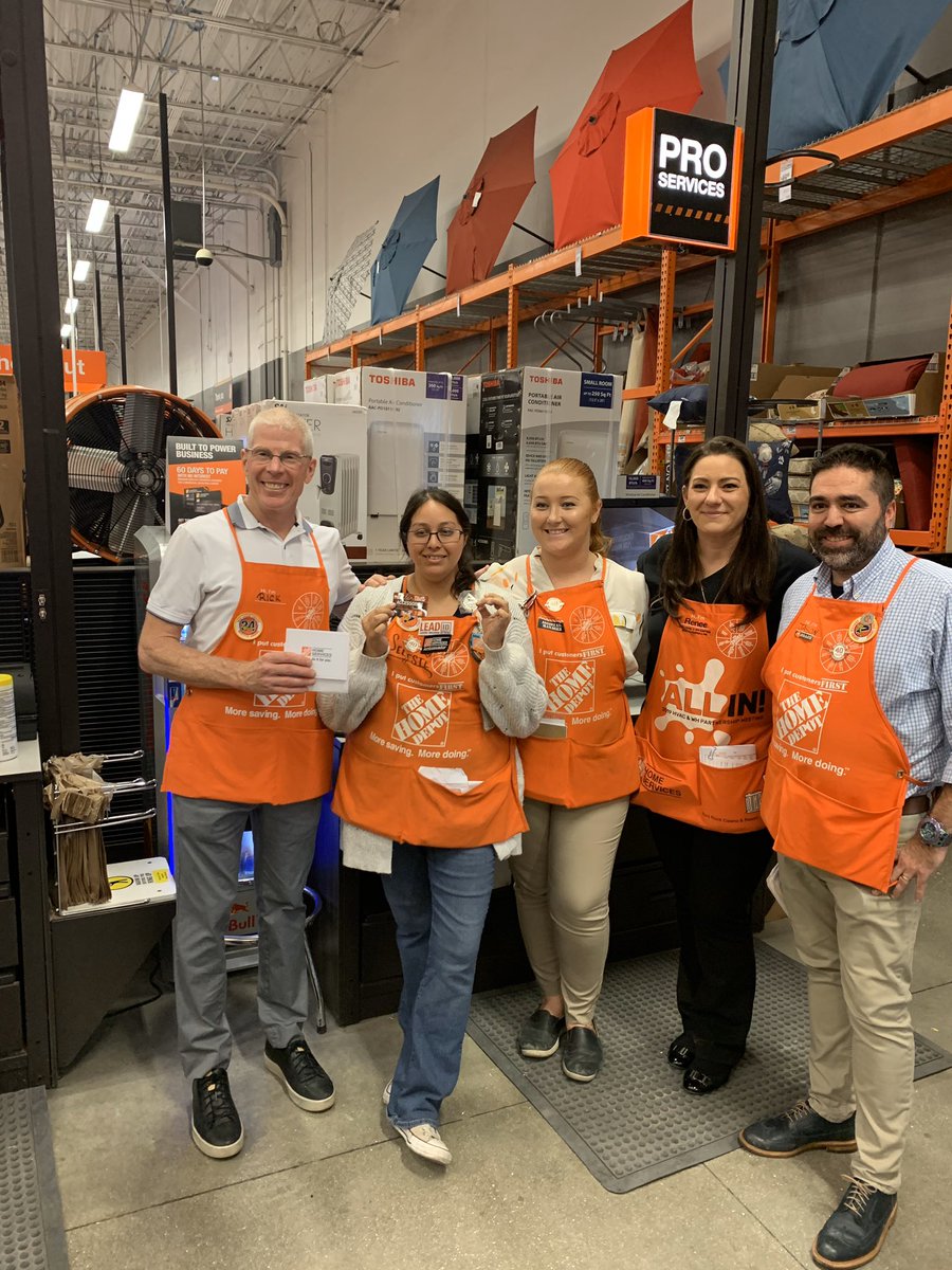 Renee Dauphinee tweet media